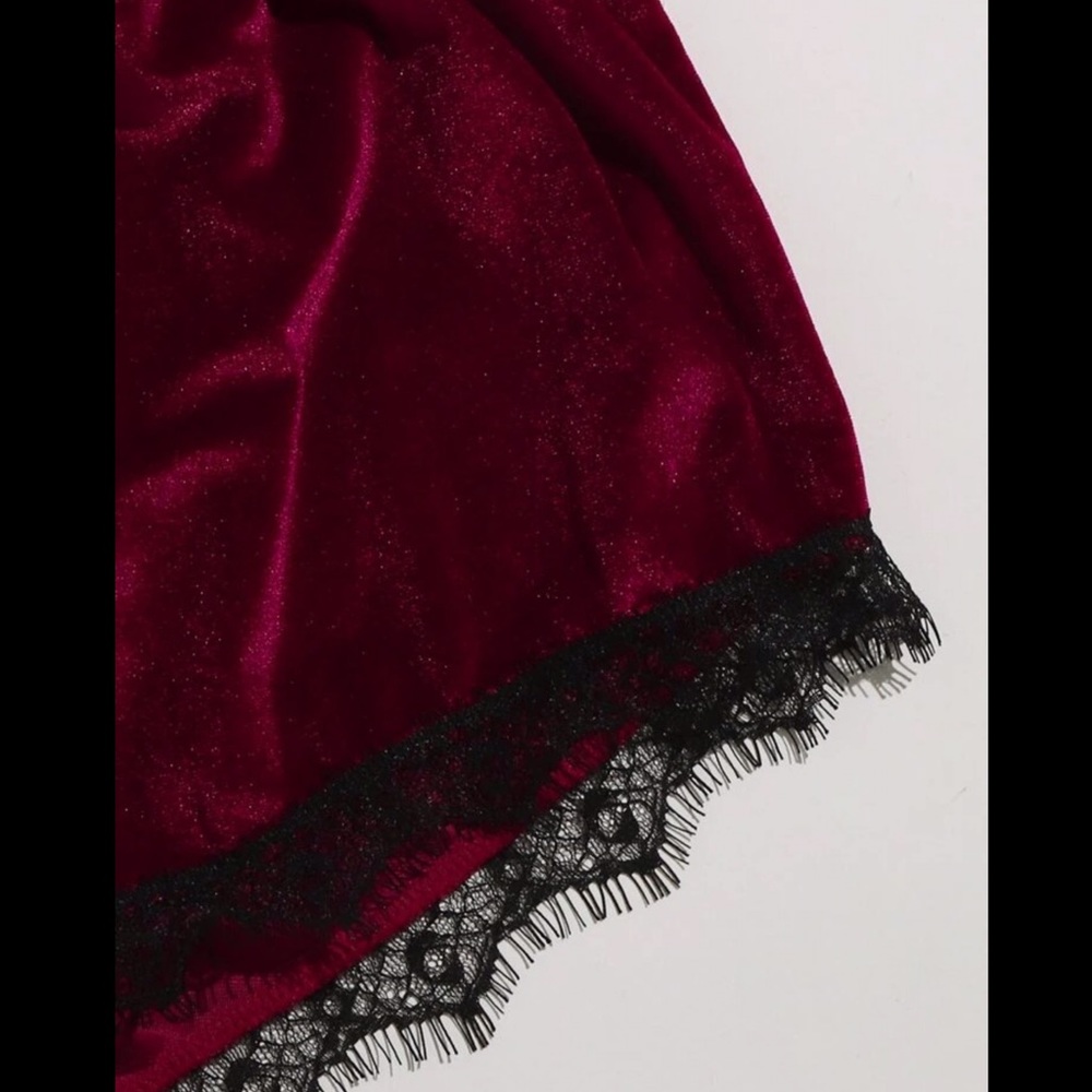 3-Piece, Red & Black, Velvet & Lace, Lingerie Set - Picture 3 of 6